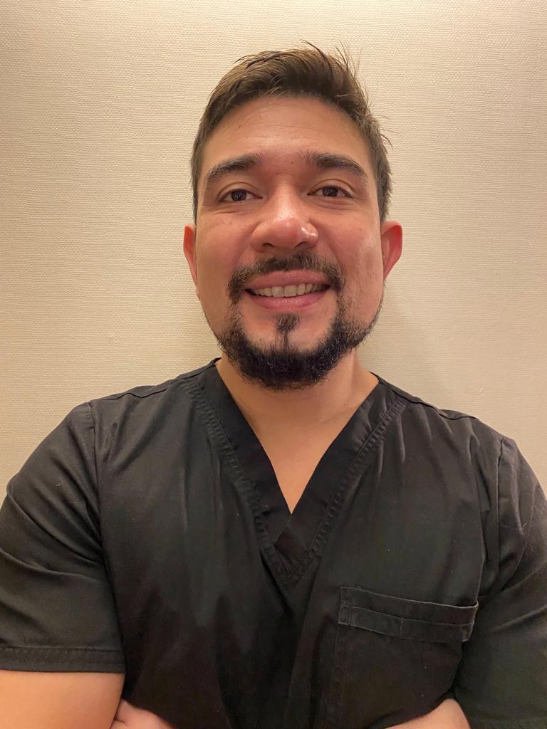 Dr. Nicolás Escorza